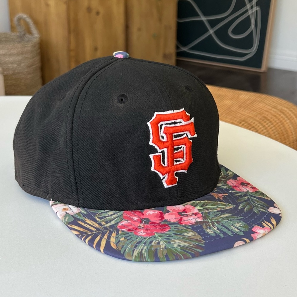 San Francisco Giants New Era Floral Snapback Hat